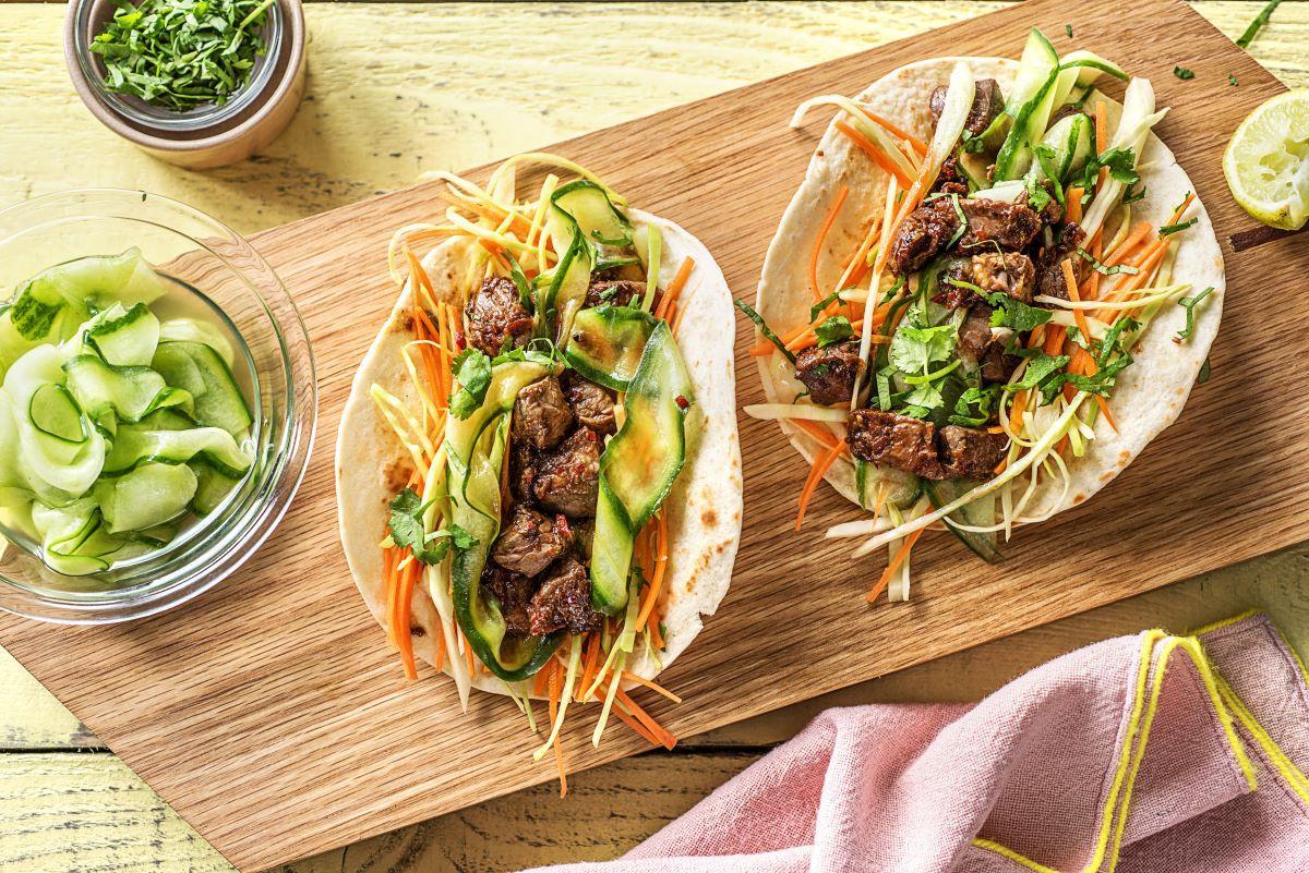 Wraps coreanos con bistec y pepino encurtido elaborados con HelloFresh