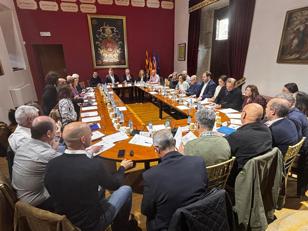 Este viernes Elche acogía la puesta en marcha de la Mesa del Calzado