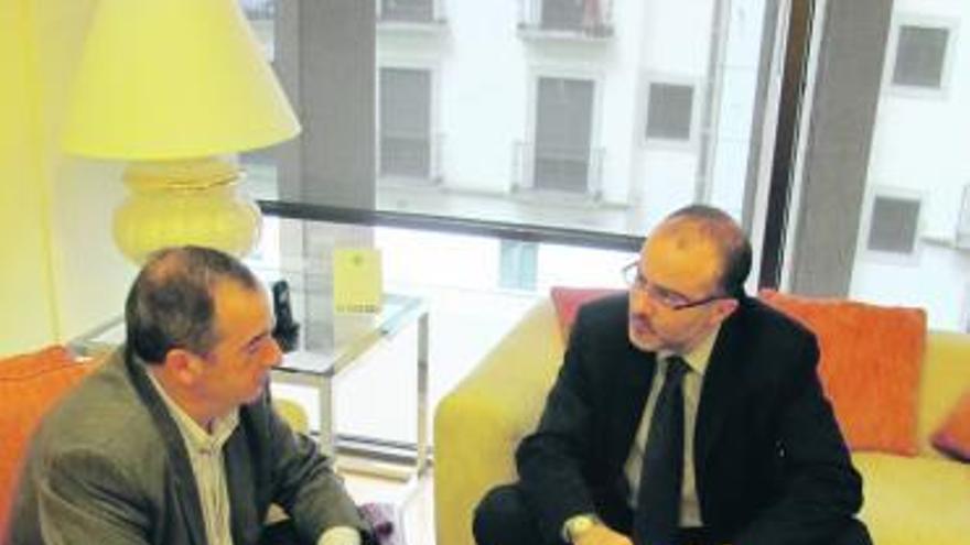 Riego y Espín, reunidos ayer en el Ministerio de Cultura en Madrid.
