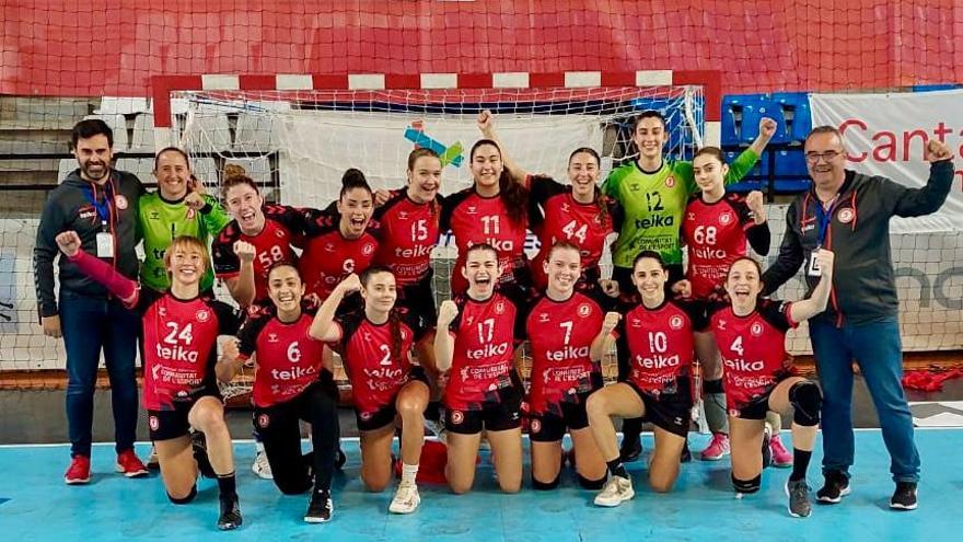 Morvedre continua lider de la División de Honor Oro Femenina