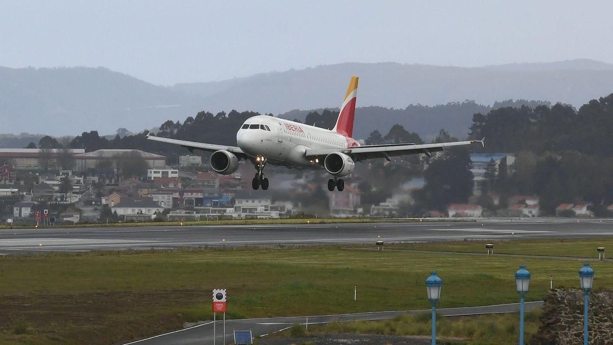 Avión de Iberia en Alvedro.