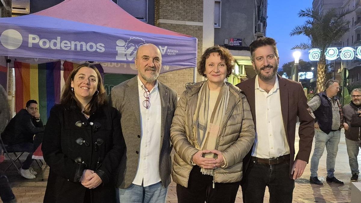 Podemos e Izquierda Unida rinden cuentas ante su militancia y votantes en el García Alix (María Marín)