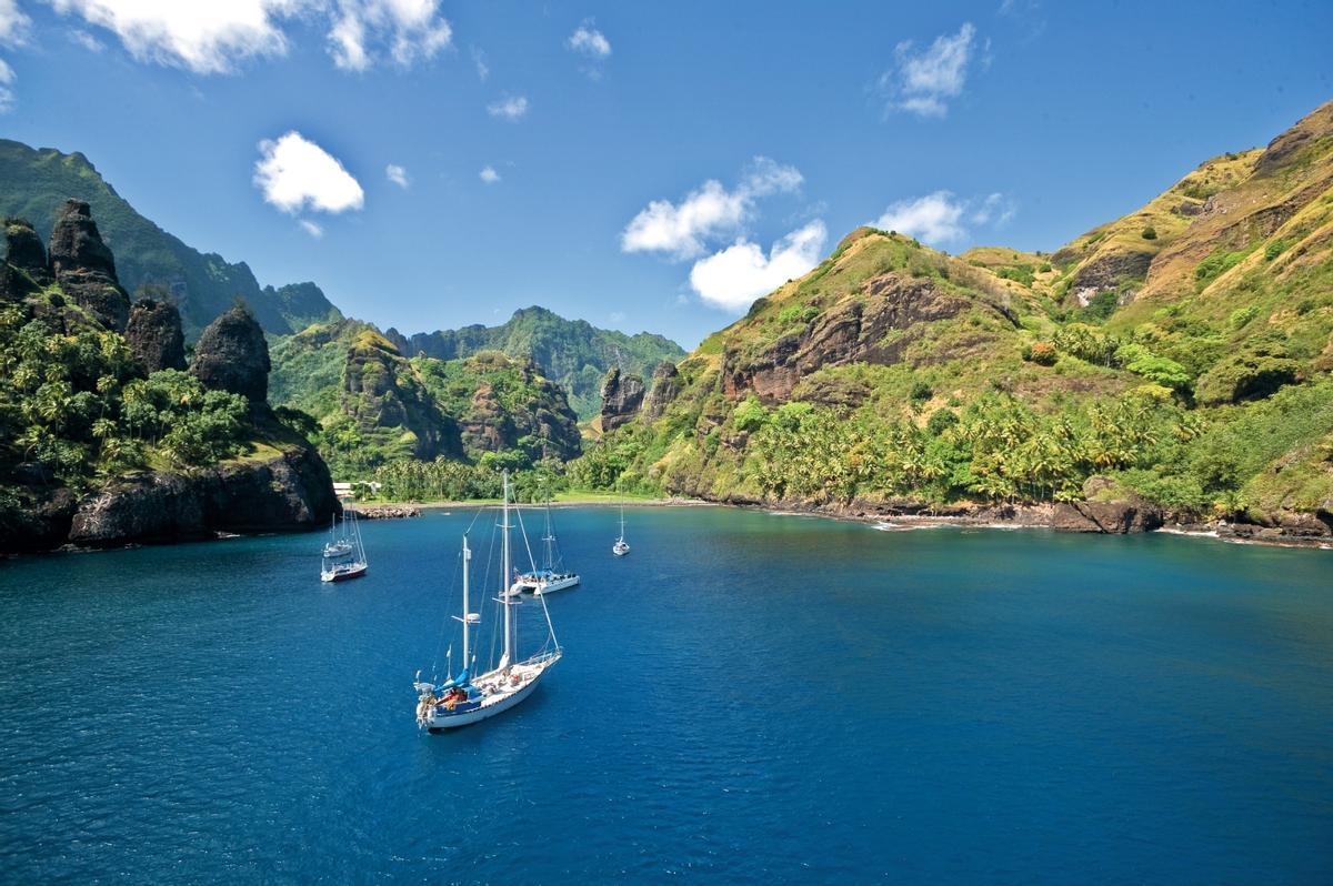 Bahía de las Vírgenes en la isla de Fatu Hiva, en las Marquesas.