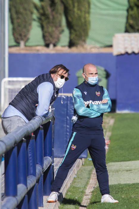 Quico Catalán se acerca a Buñol al entrenamiento