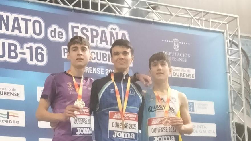 El alzireño Alejandro Esteve logra el subcampeonato estatal en 1.000 m