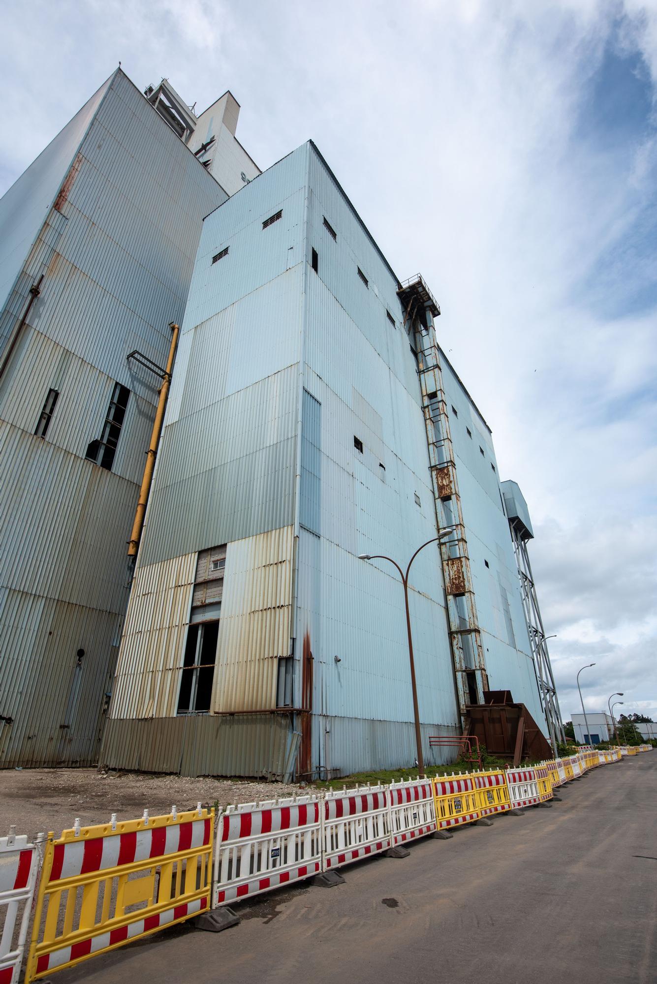 Conde visita los terrenos de la futura planta de hidrógeno en Meirama