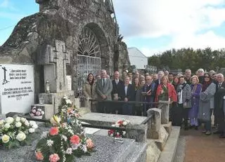 Bande eríxese en símbolo da memoria lingüística galega: «É para a eternidade»