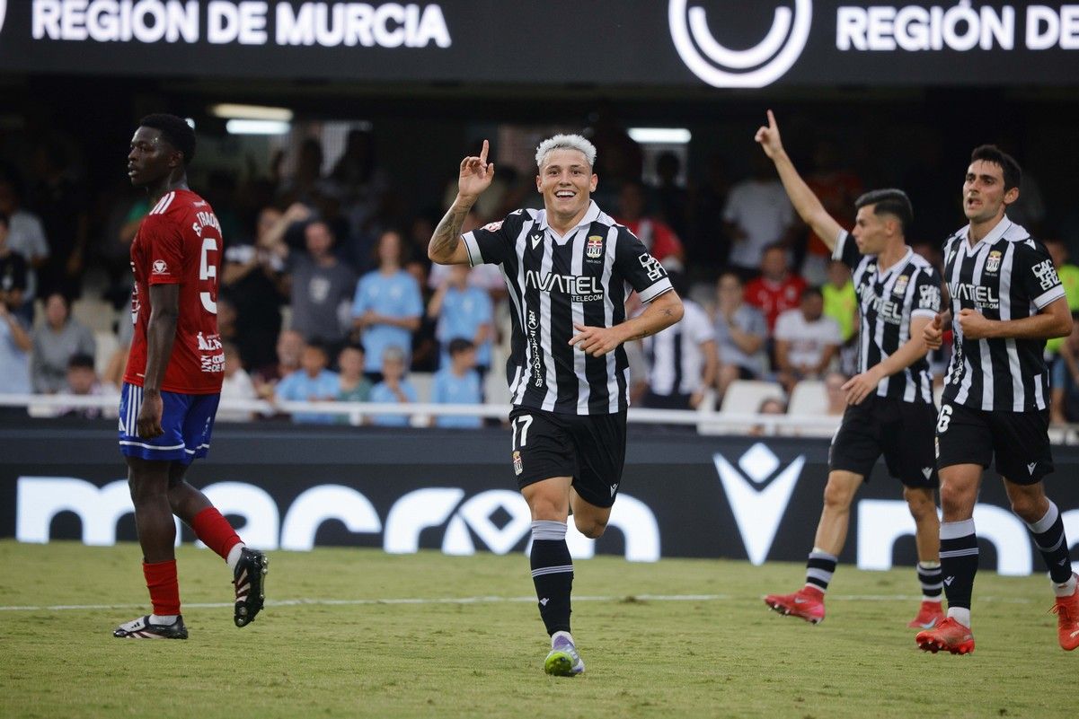 La victoria del FC Cartagena sobre el Tarazona, en imágenes