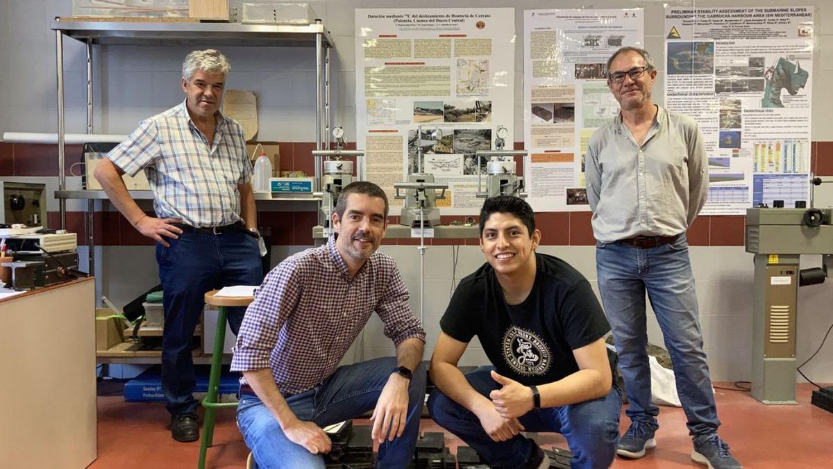 Arriba, desde la izquierda, José Nespereira, Isabel Revilla, Ketzalzin Vázquez, Crhistian Coronado, Natividad Antón, Serafín Monterrubio y José Luis Pérez. Debajo, Brandon Alexis Moreno (de negro) en el laboratorio y a la izquierda, dos de los estudiantes mexicanos en el Campus Viriato. |