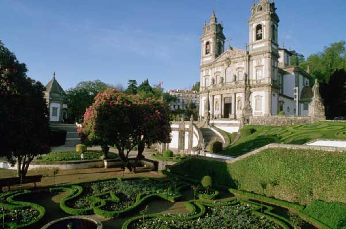 Jardines e Iglesia de Bom Jesus Do Monte.