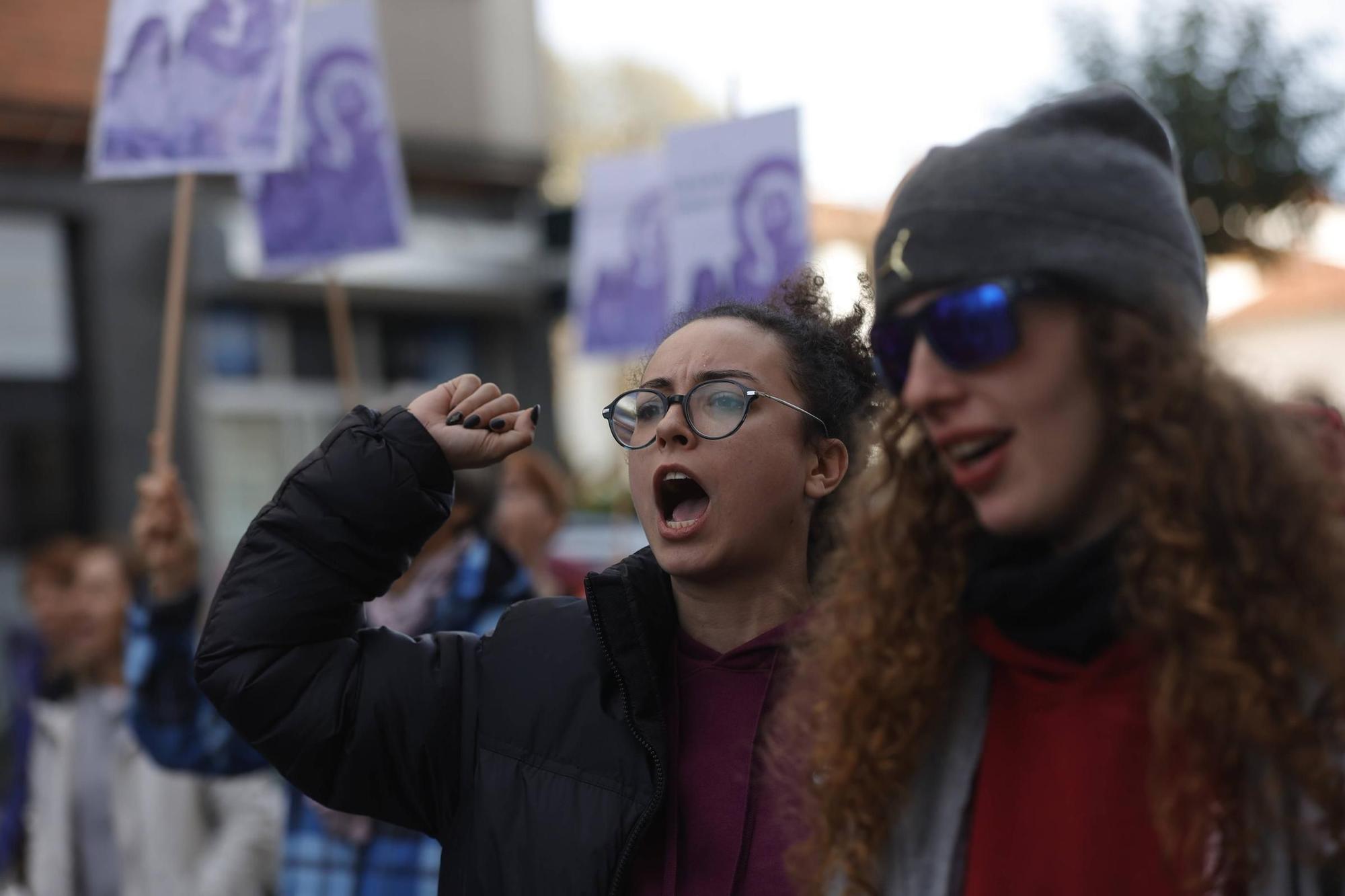 Así fue la manifestación del 25N en Pola de Siero