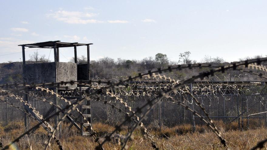 EEUU pone en libertad al preso &quot;más anciano&quot; de Guantánamo