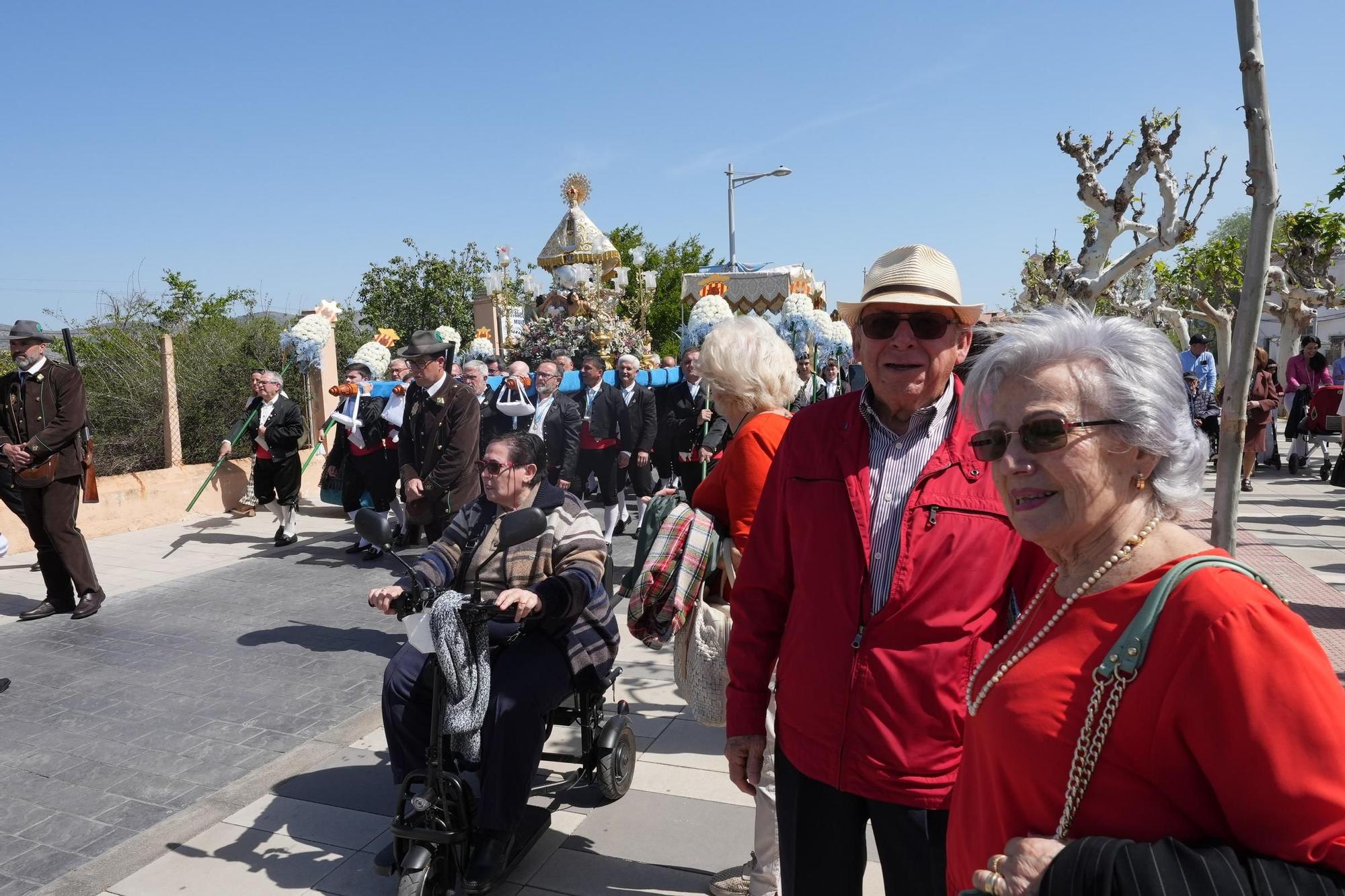 Galería de imágenes: La Virgen del Lledó sale de la basílica para ir a la ciudad