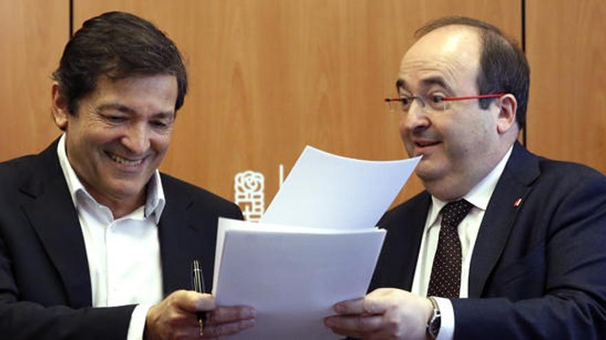 Fernández e Iceta, durante la reunión.