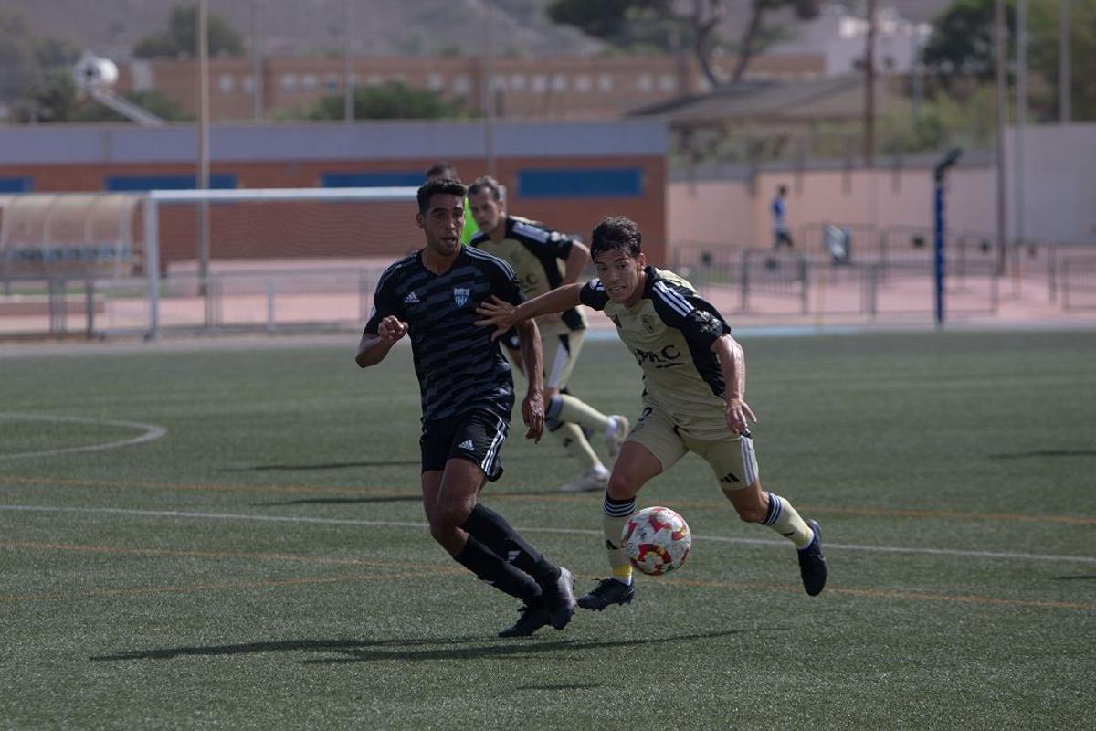 Todas las imágenes del encuentro entre La Unión y el Deportivo Linares Todas las imágenes del encuentro entre La Unión y el Deportivo Linares