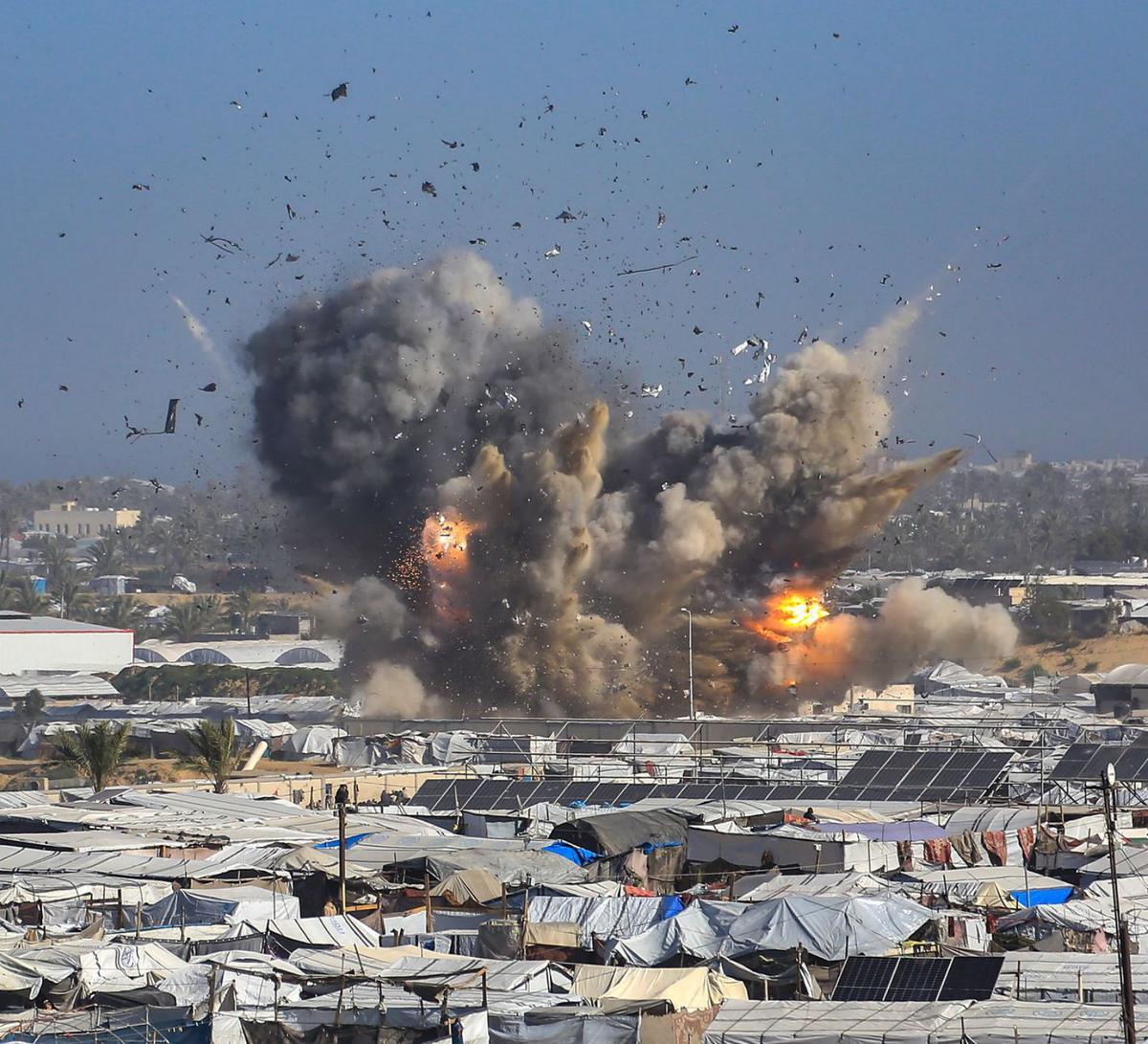 Israel mata 32 gazians, entre els quals set nens, en una jornada negra