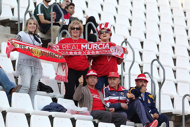 El Real Murcia cae ante el UCAM Murcia en casa