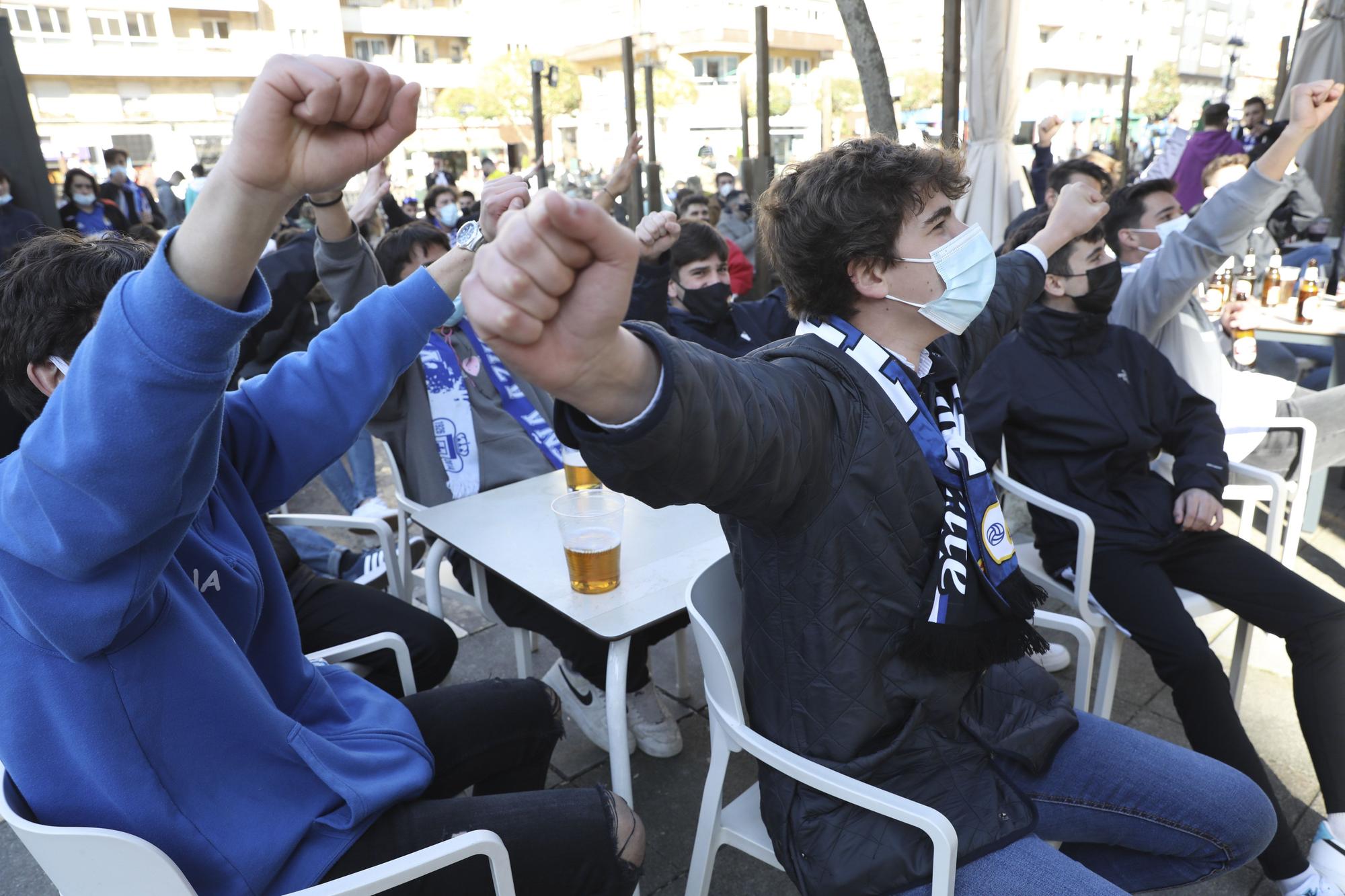 El ambiente en Oviedo durante el derbi