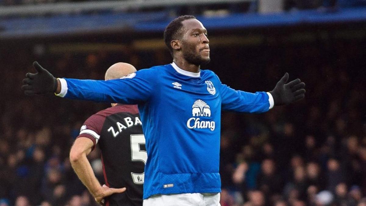 Lukaku, de 23 años, quiere jugar la Champions