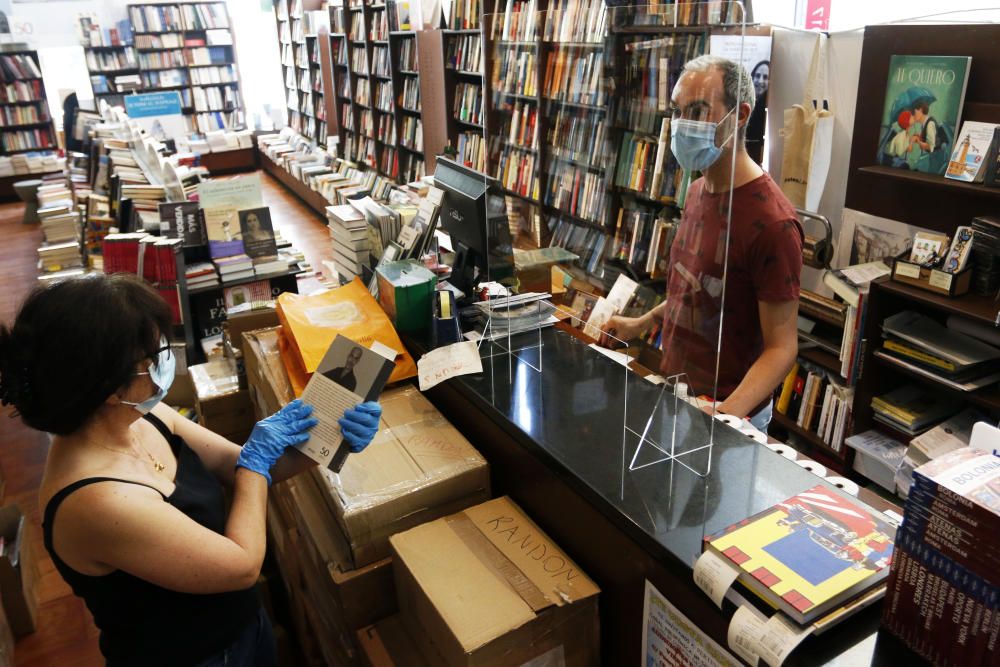 Apertura de librerías en Málaga con la fase 0.