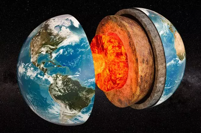 Descubren que la Tierra tiene una capa nunca antes vista a 160 kilómetros de la superficie