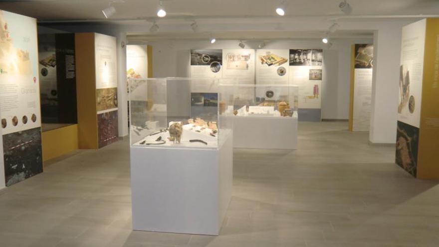 La nova sala d&#039;exposicions temporals on es pot veure la darrera mostra que repassa les últimes descobertes localitzades en les darreres excavacions al conjunt arqueològic · MAC-Empúries