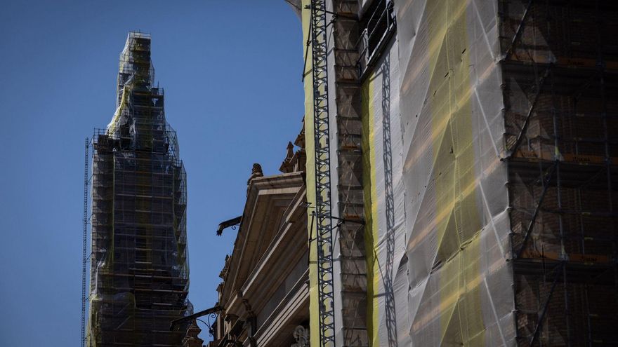 Las obras que nunca terminan en la basílica del Pilar: solo una de las torres estará sin andamios para las fiestas
