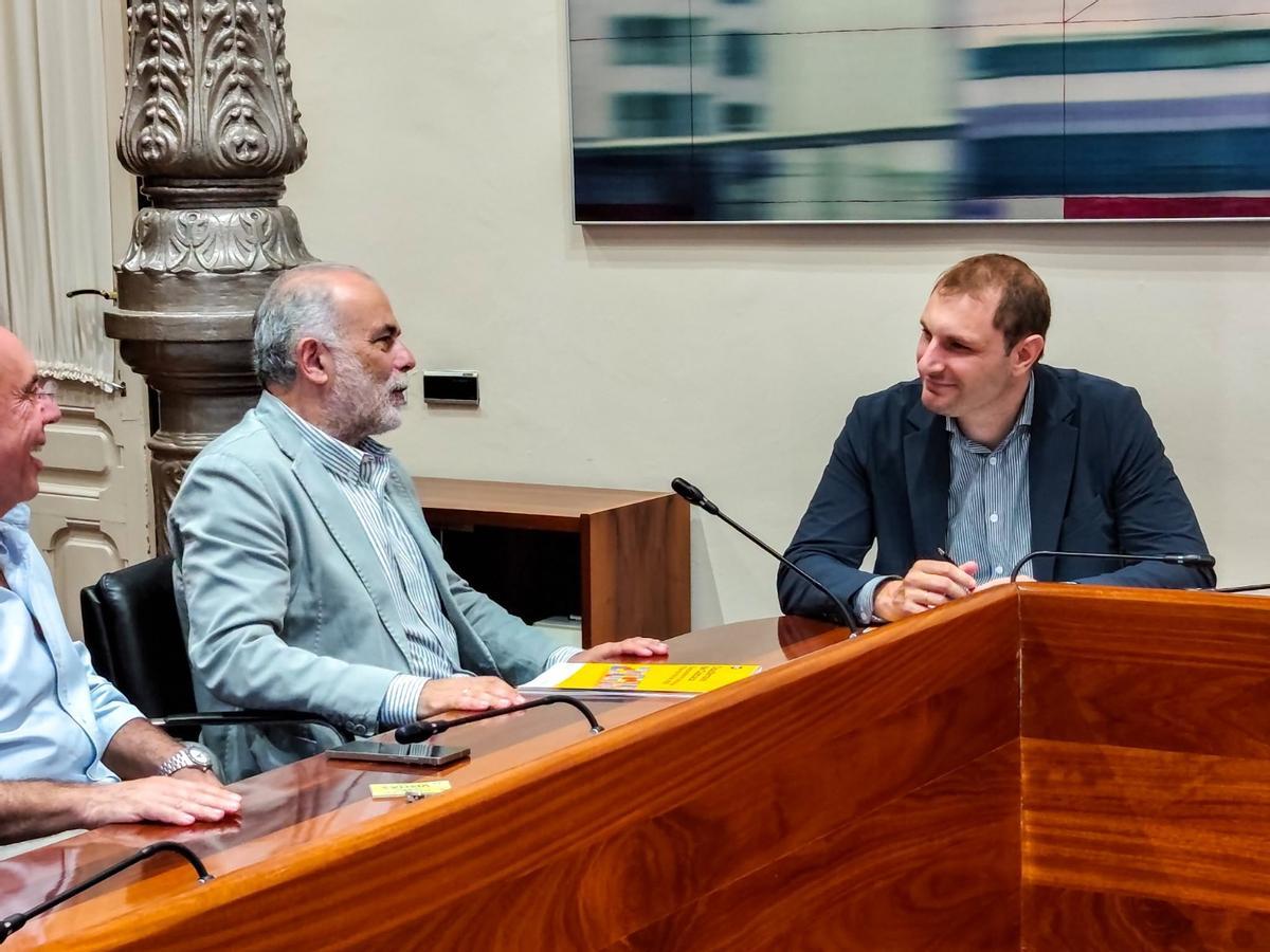 La reunión con Adrián Pumares, de Foro