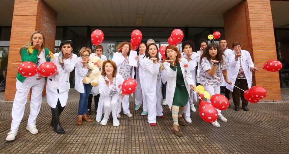 El Hospital del Bierzo lanza besos para los niños