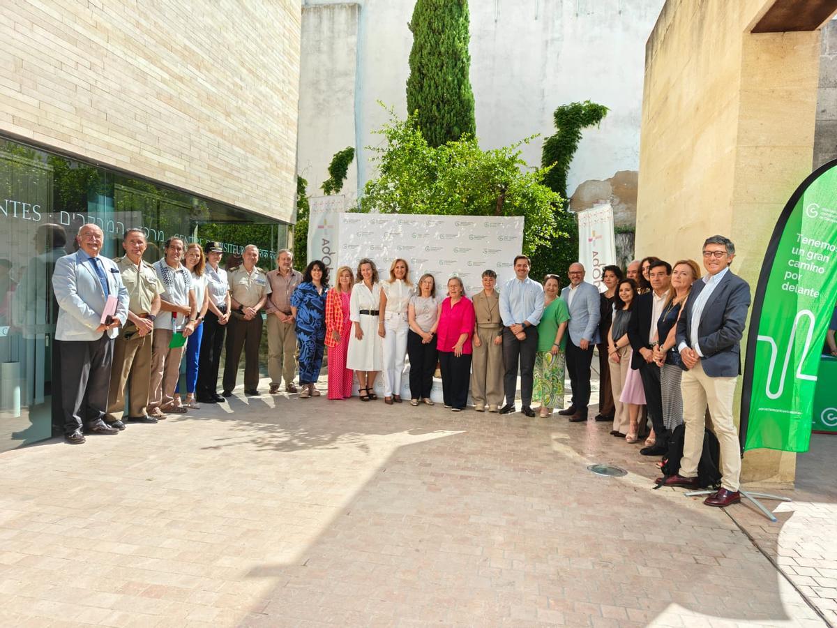 Inauguración de las jornadas de la AECC este lunes en el CRV de Córdoba.