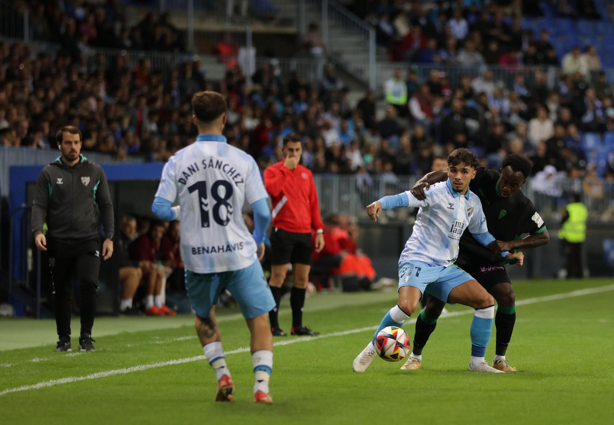 Málaga CF - Córdoba CF | Las imágenes del partido en La Rosaleda