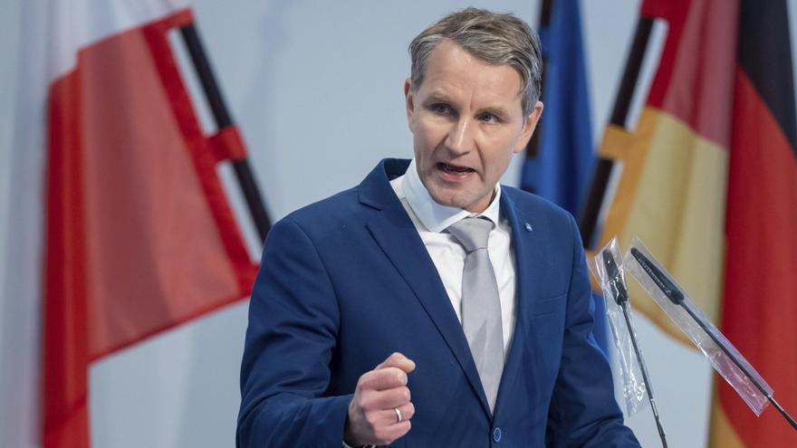 Alemania juzga a Björn Höcke, el líder ultra más radical, por usar consignas nazis