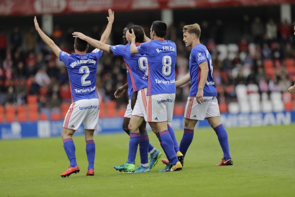 El partido entre el Lugo y el Real Oviedo, en imágenes