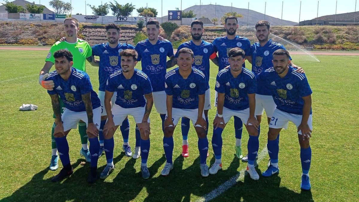 Alineación titular del Marino en el partido de ayer ante el Tenerife B. | | CD MARINO