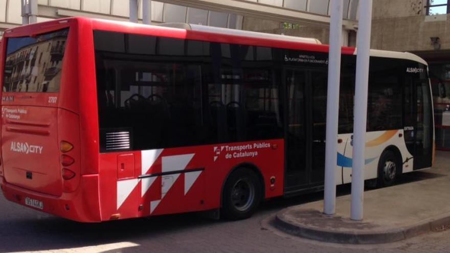 Un autobús a l&#039;estació de busos de Solsona