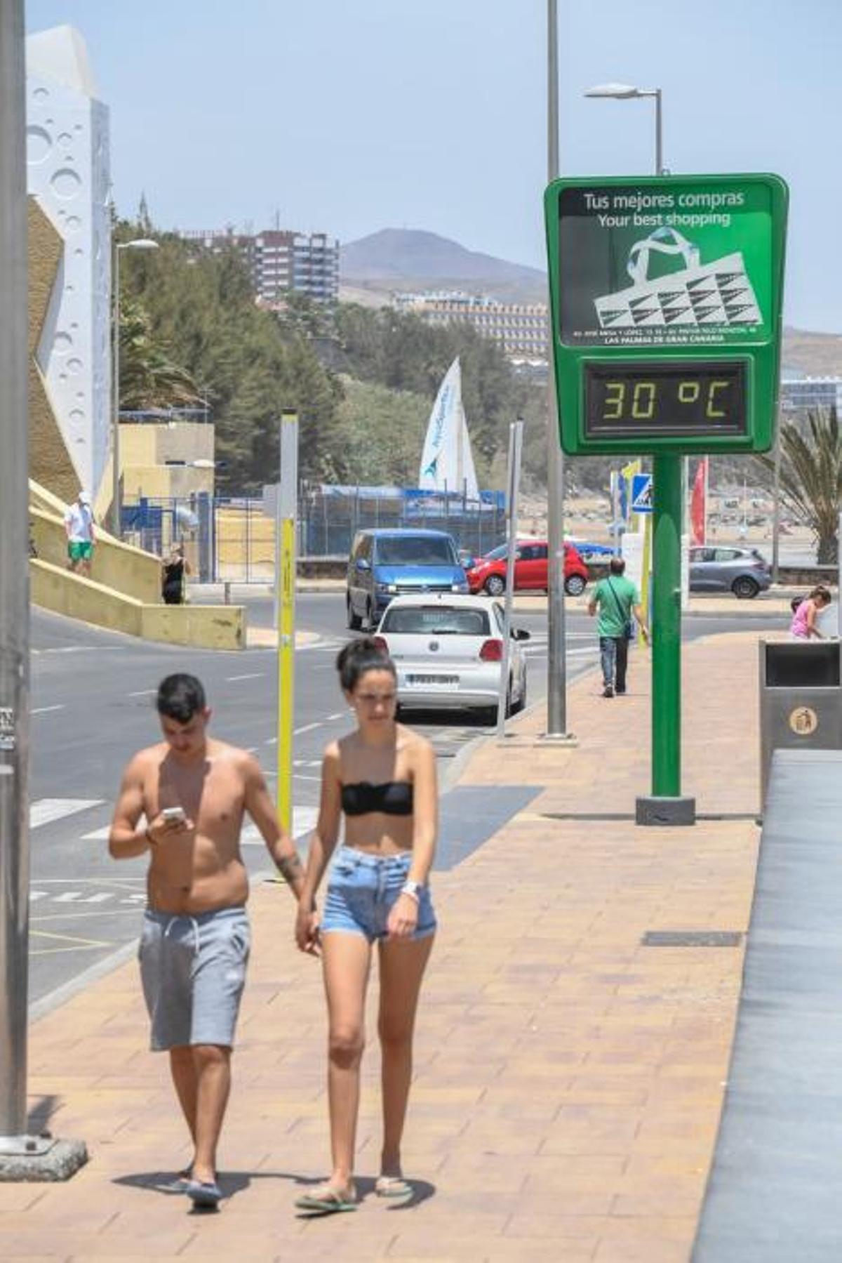 12-05-19  GRAN CANARIA. TEMISAS-SANTA LUCIA-TUNTE-PLAYA DEL INGLES. AGUIMES-SANTA LUCIA DE TIRAJANA- SAN BARTOLOME DE TIRAJANA. METEOROLOGIA. Ola de calor. Reportaje ola de calor. Fotos: Juan Castro.  | 12/05/2019 | Fotógrafo: Juan Carlos Castro