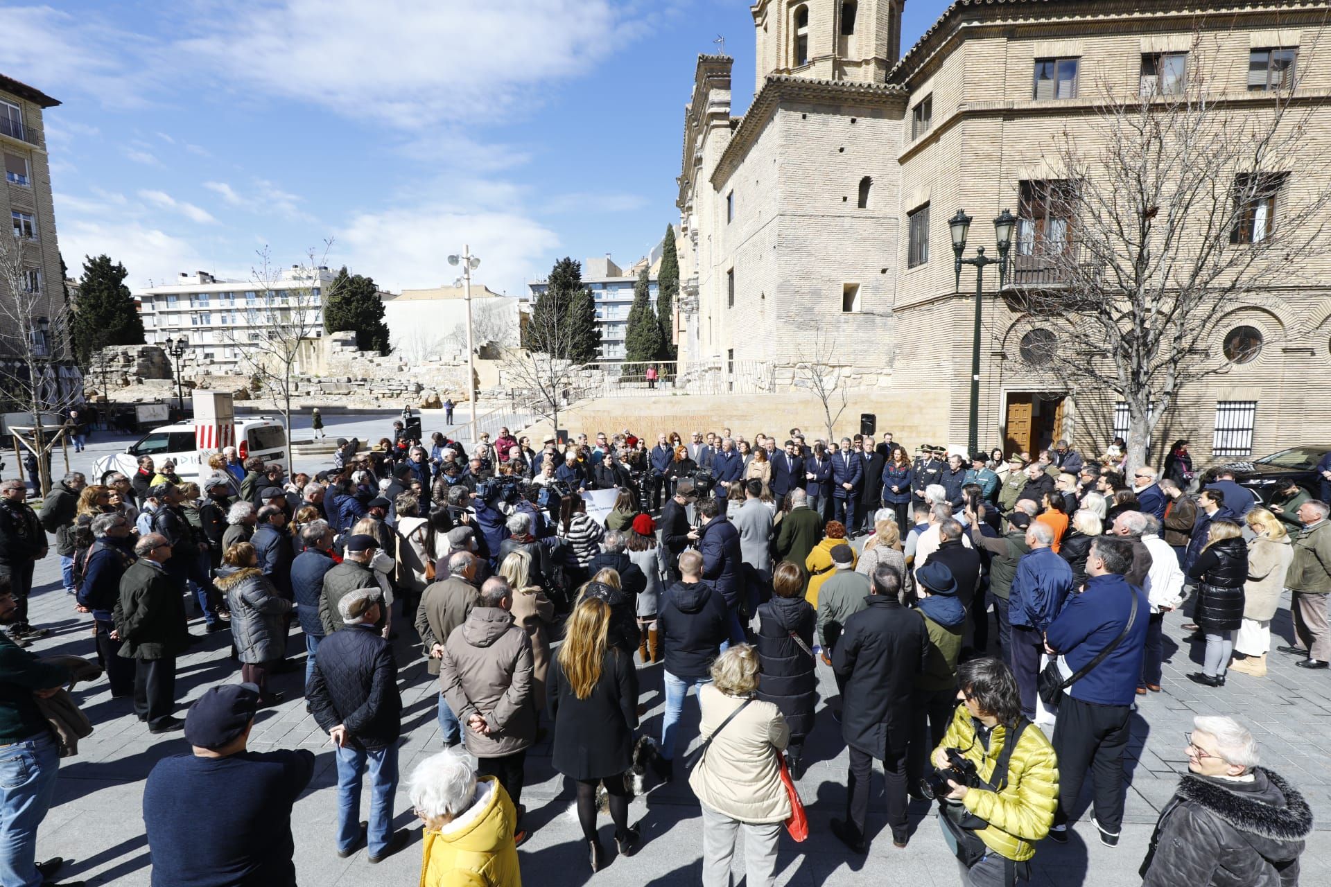 En imágenes | Homenaje a las víctimas del 11M en la plaza del Pilar