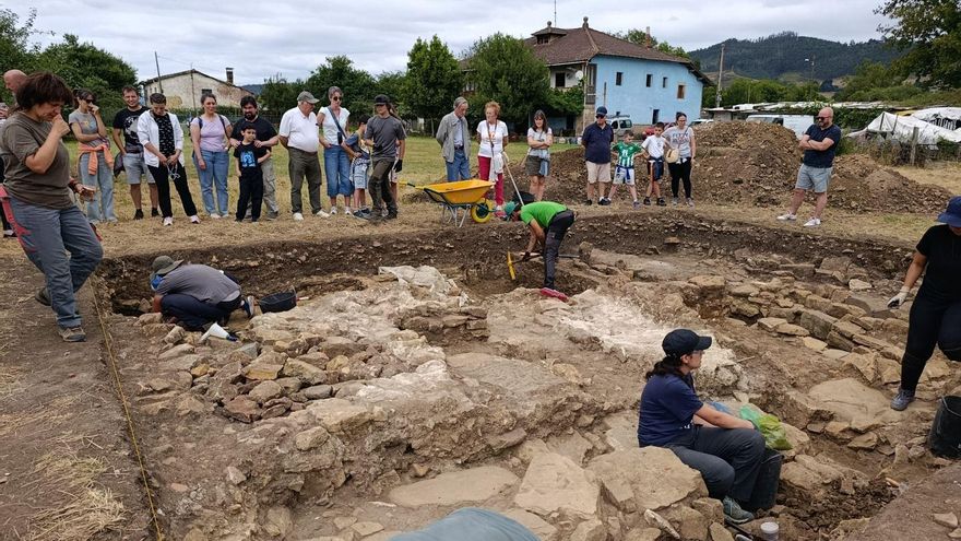 Los arqueólogos muestran los tesoros de Lucus Asturum: &quot;Esto es asombroso&quot;