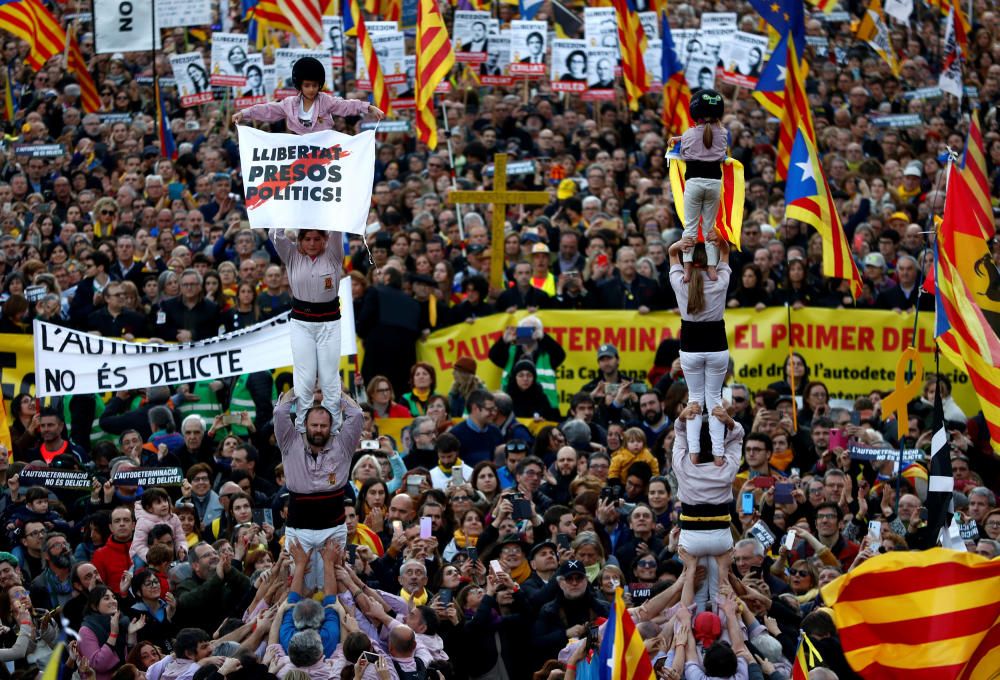 L'independentisme es manifesta a Barcelona en contra del judici del procés