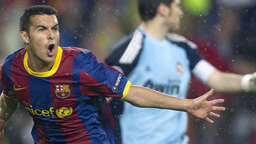 Pedro celebra el gol que adelantó al Barcelona en el Camp Nou