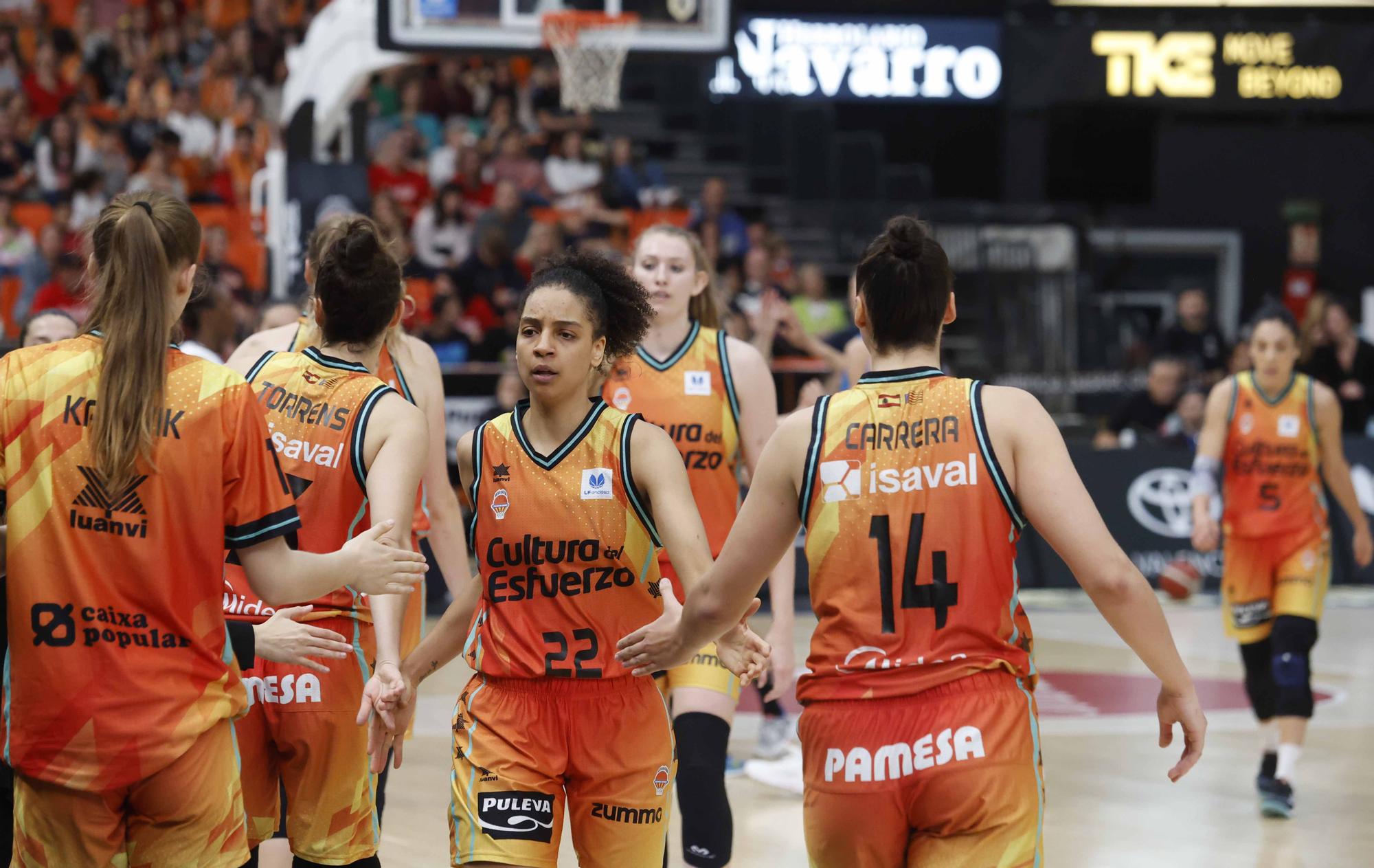 Valencia Basket - Perfumerías Avenida