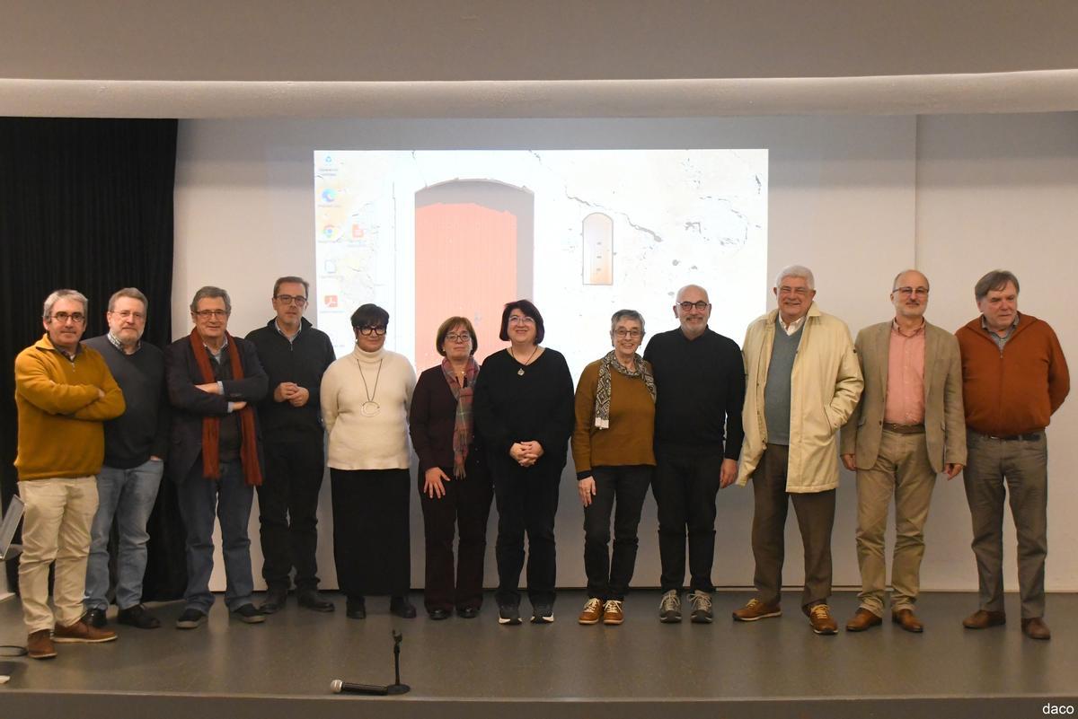 'Darrere els murs de Sant Ferran' ha entrevistat dotze persones especialistes