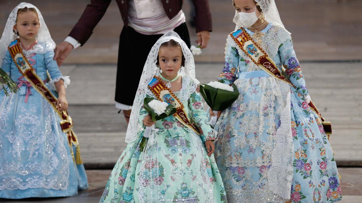 Búscate en el primer día de Ofrenda por las calles del Mar y Avellanas entre las 20:00 y 21:00 horas