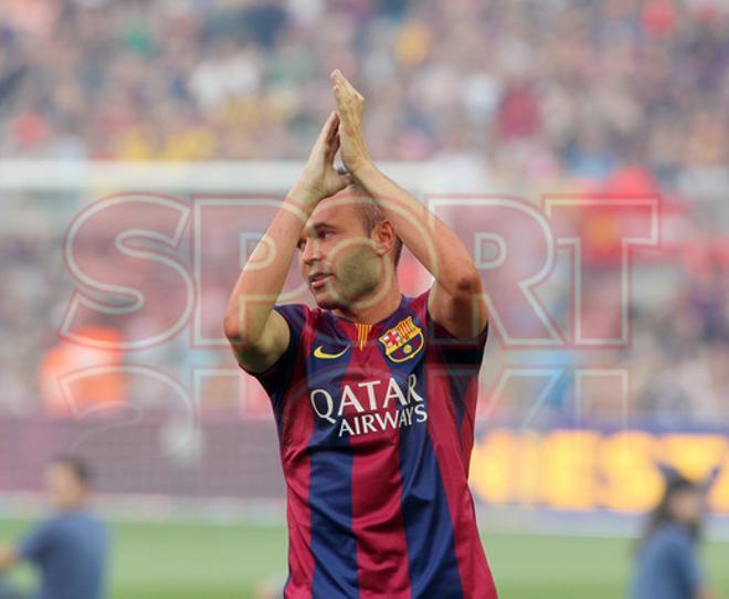 Aquí tienes las mejores fotografías de la presentación del primer equipo ante la afición culé en el Gamper