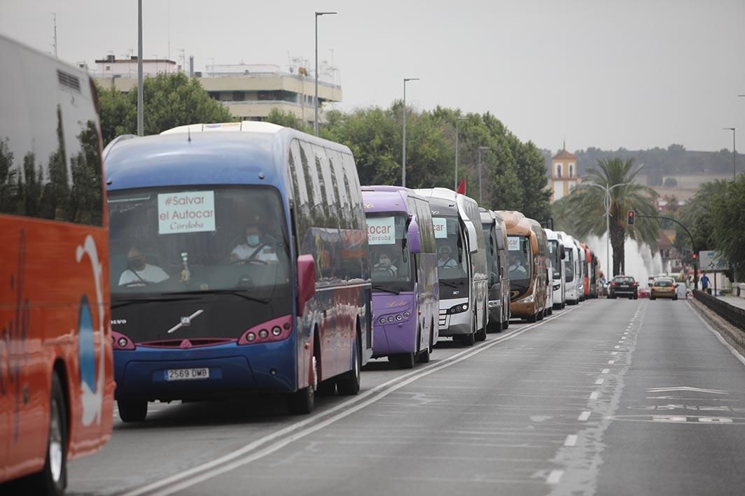 Las empresas de autocares se movilizan para solicitar ayudas económicas