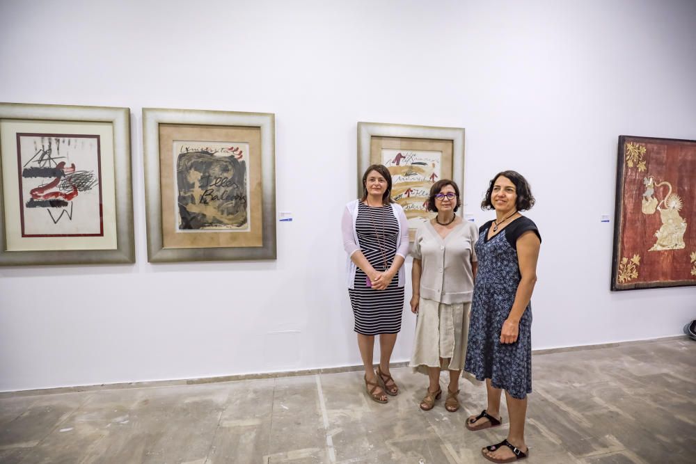 Inauguración de la exposición "40 anys de fons artìstic de la Universitat de les Illes Balears"