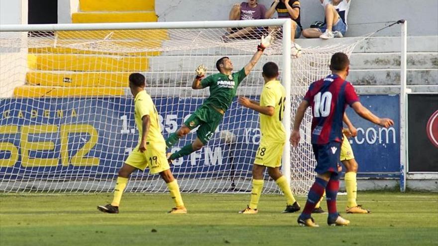 El Villarreal afina la puntería y pasa con nota su test frente al Levante