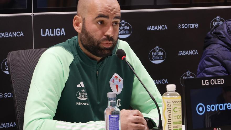 Giráldez: “Tenemos que aprovechar las debilidades del Betis”