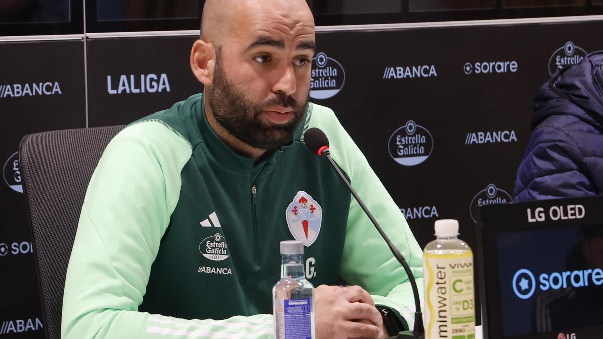 Claudio Giráldez, en rueda de prensa.