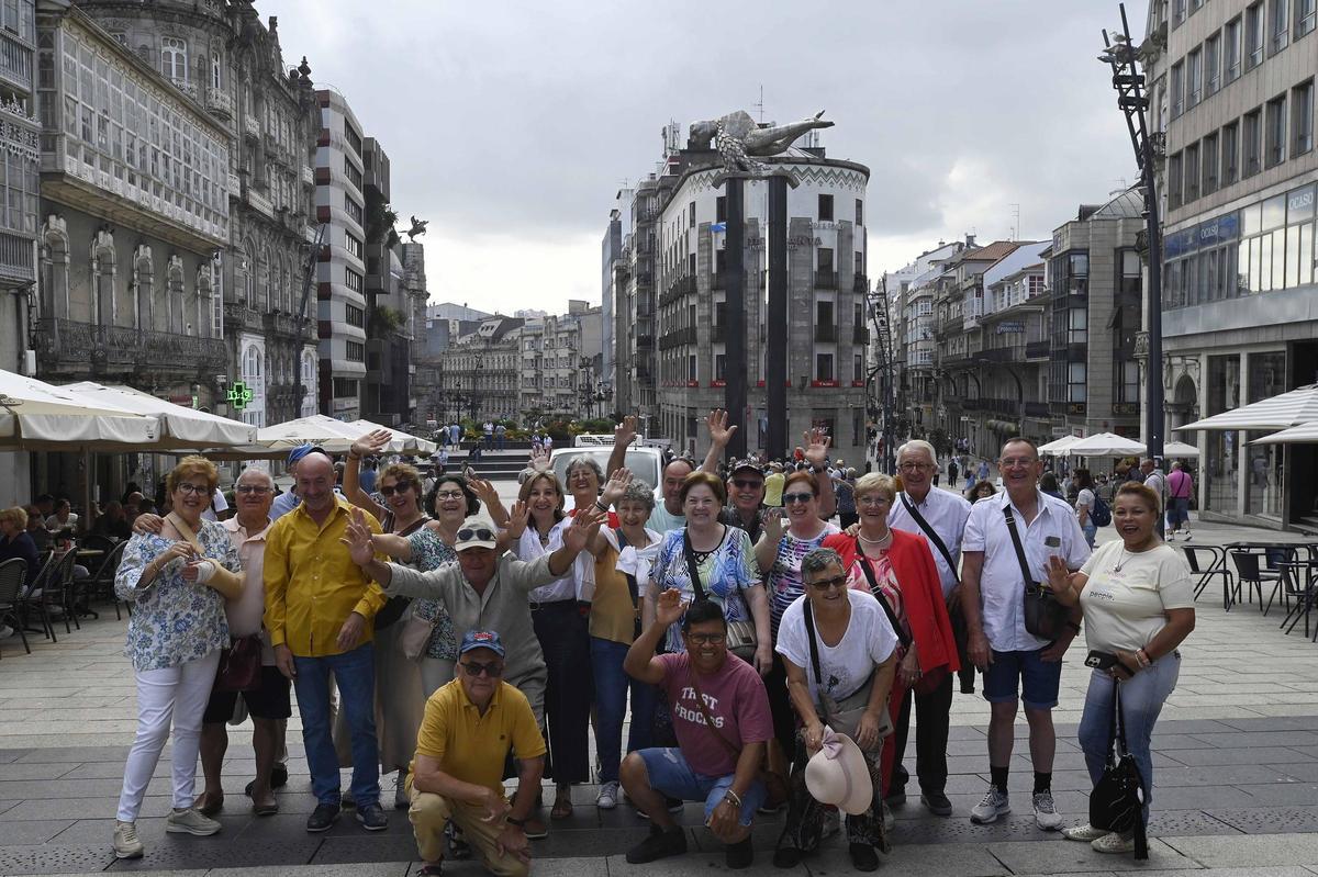 Cruceristas pasaeando por la Puerta del Sol